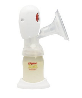 Pigeon 贝亲 静音型便携式电动吸奶器 附奶瓶